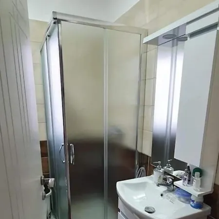 Luka Apartmán *